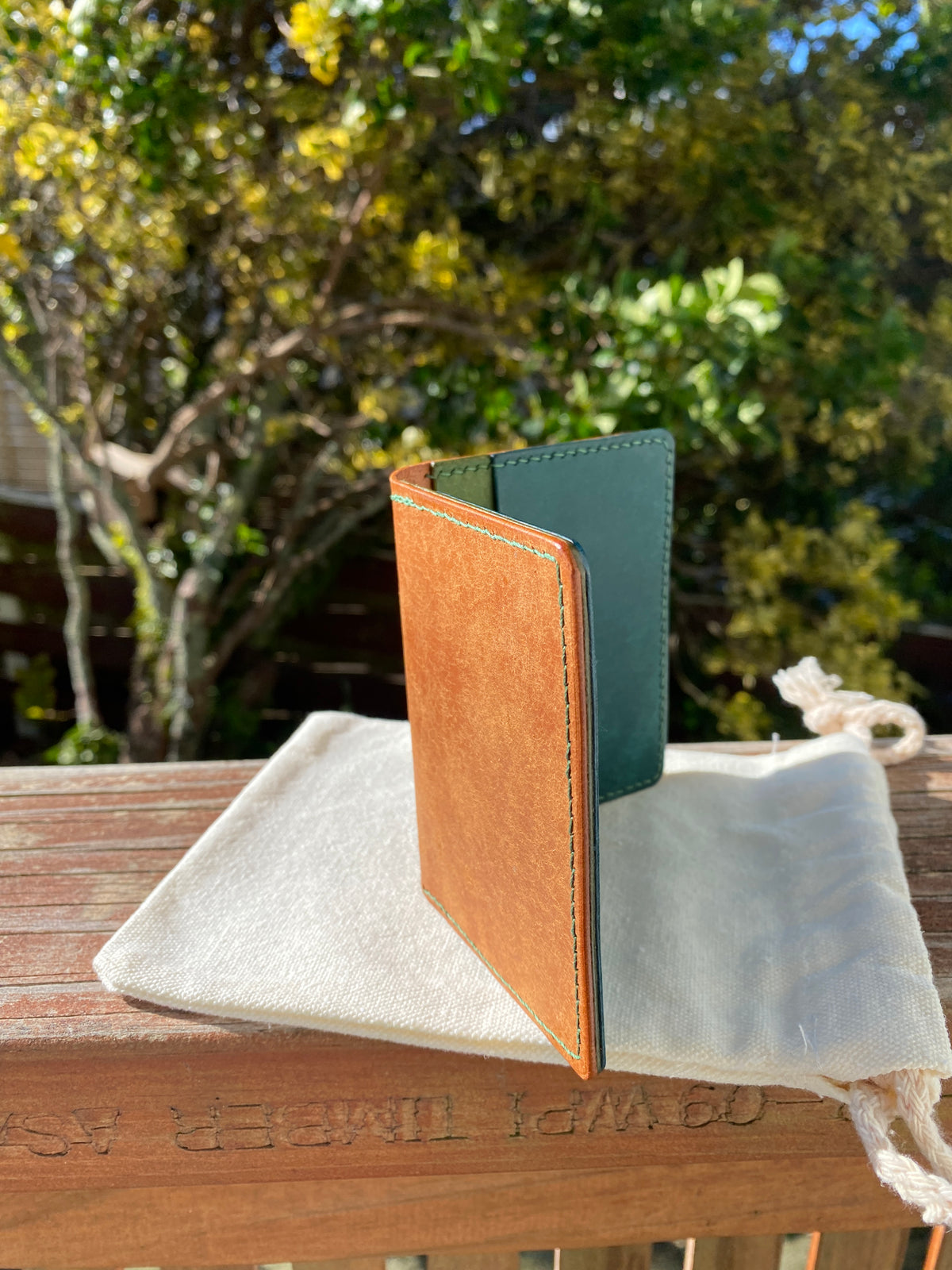 4-Slot Bifold Card Holder | Palette & Single Colour